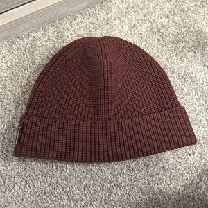 Lululemon hat